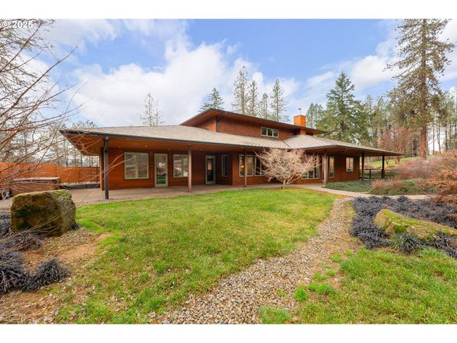 509 JASMINE Way, Roseburg, OR 97471