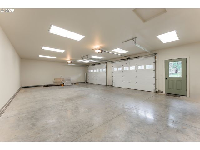 509 JASMINE Way, Roseburg, OR 97471