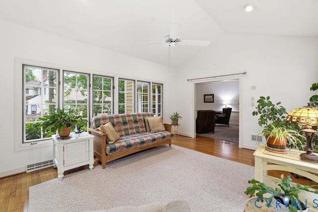 8608 Old Brompton Rd, Chesterfield, VA 23832