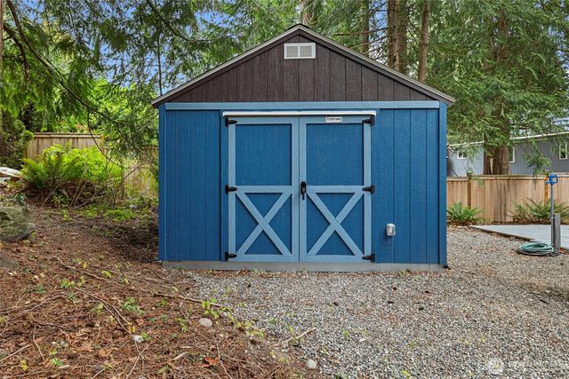 1828 Lake Drive, Camano Island, WA 98282