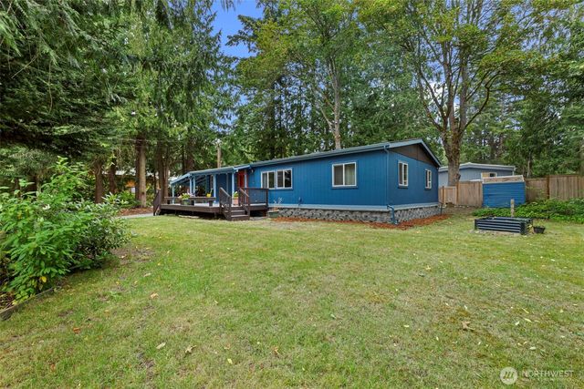 1828 Lake Drive, Camano Island, WA 98282