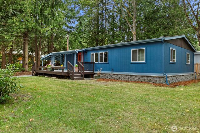 1828 Lake Drive, Camano Island, WA 98282