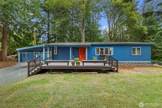 1828 Lake Drive, Camano Island, WA 98282