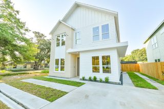 164 Wallace Street, Houston, TX 77022