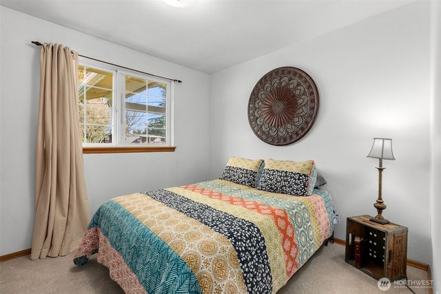 39017 Sherlind Drive NE, Hansville, WA 98340