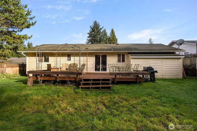 39017 Sherlind Drive NE, Hansville, WA 98340
