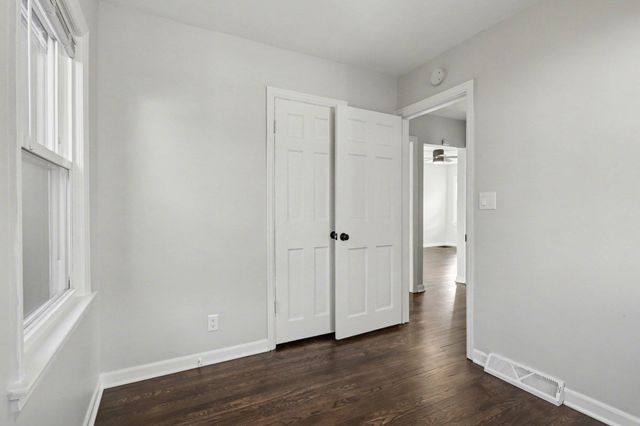 64 Pleasant Avenue, Battle Creek, MI 49015