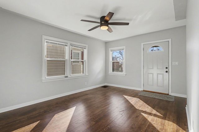 64 Pleasant Avenue, Battle Creek, MI 49015