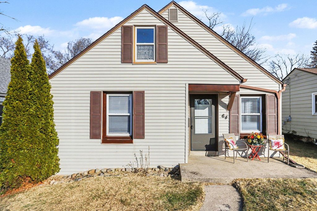 64 Pleasant Avenue, Battle Creek, MI 49015