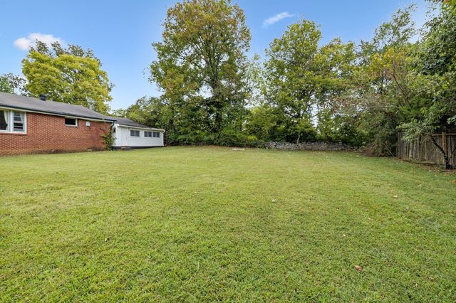 908 Carthage Hwy, Lebanon, TN 37087