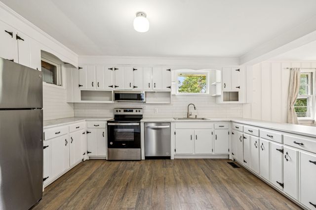 908 Carthage Hwy, Lebanon, TN 37087