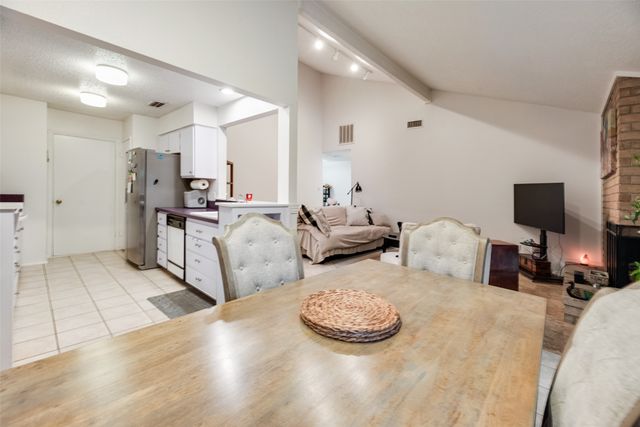 1801 Woodview Court, Grand Prairie, TX 75050