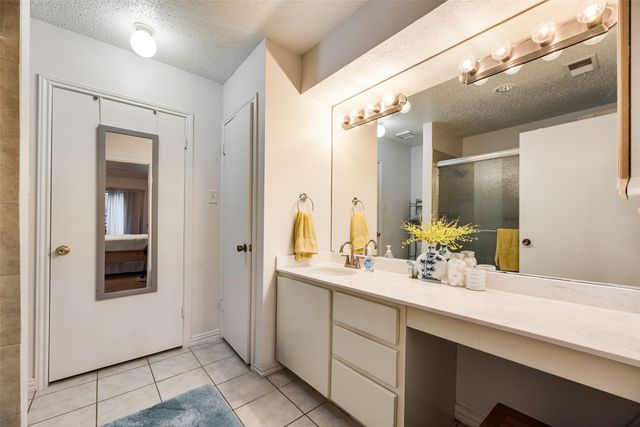 1801 Woodview Court, Grand Prairie, TX 75050