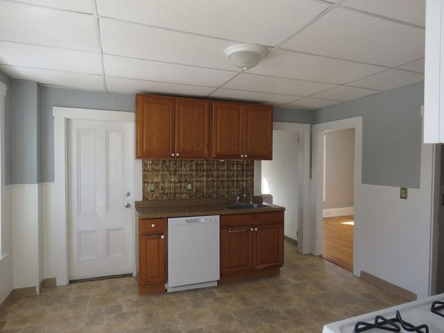 20 Beulah St 2, Whitman, MA 02382