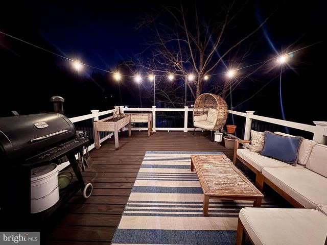 8513 BRAEBURN DR, Annandale, VA 22003