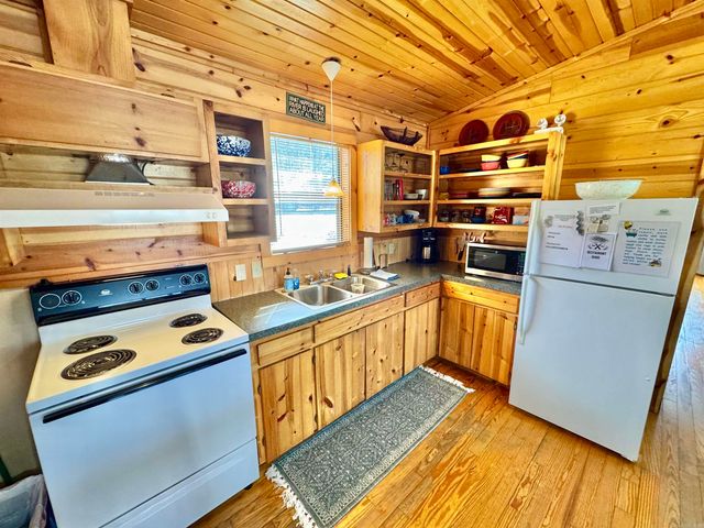 58 Sylamore Vista, Mountain View, AR 72560