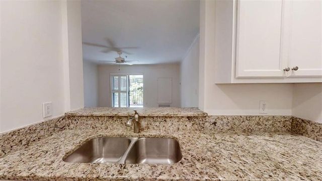 300 Johnson Ferry Road NE A112, Atlanta, GA 30328