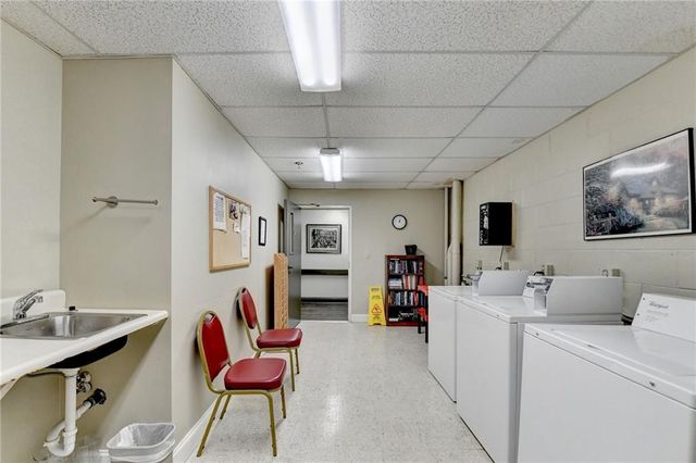 300 Johnson Ferry Road NE A112, Atlanta, GA 30328