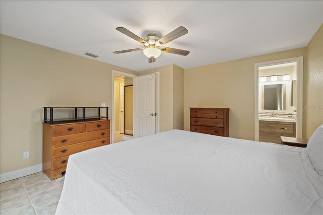 6400 18TH AVENUE N, St Petersburg, FL 33710