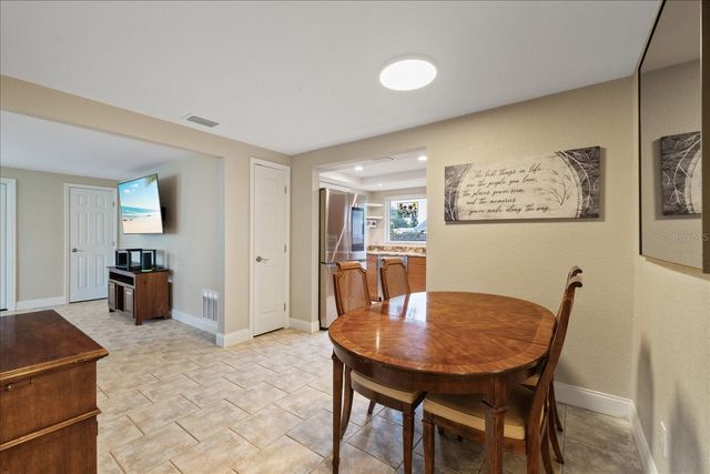 6400 18TH AVENUE N, St Petersburg, FL 33710