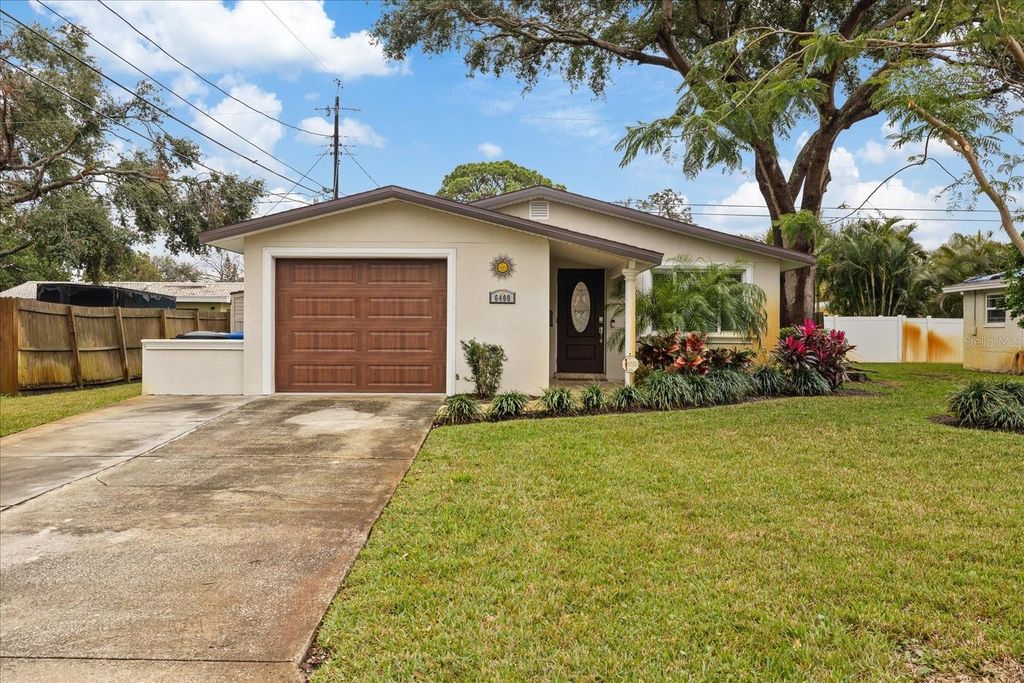 6400 18TH AVENUE N, St Petersburg, FL 33710