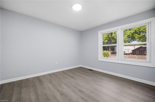 403 Viking ST, Portsmouth, VA 23701