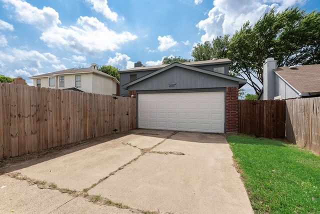 4028 O B Crowe Drive, Dallas, TX 75227