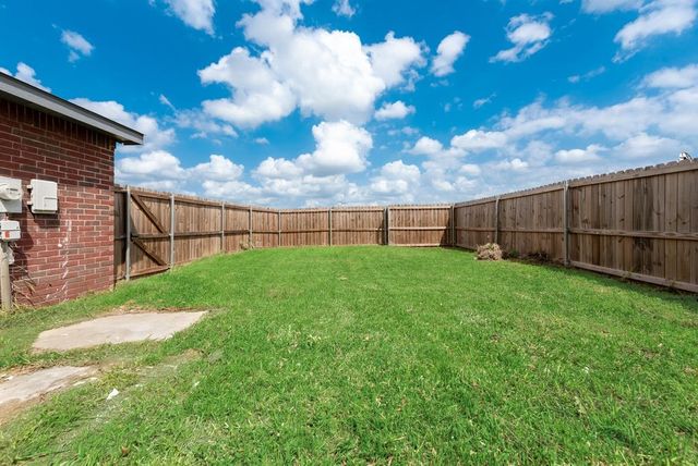 4028 O B Crowe Drive, Dallas, TX 75227