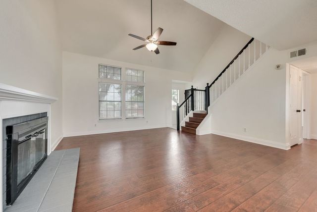 4028 O B Crowe Drive, Dallas, TX 75227