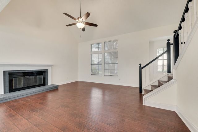 4028 O B Crowe Drive, Dallas, TX 75227