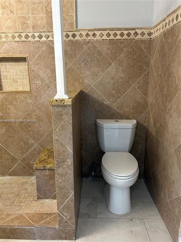 6241 Fletcher St, Hollywood, FL 33023