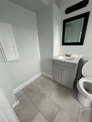 6241 Fletcher St, Hollywood, FL 33023