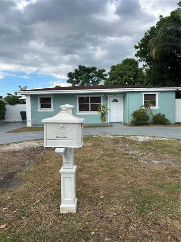 6241 Fletcher St, Hollywood, FL 33023