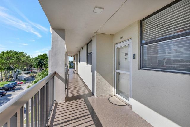 115 Lake Emerald Drive 403, Oakland Park, FL 33309