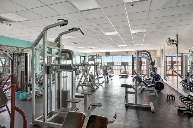 115 Lake Emerald Drive 403, Oakland Park, FL 33309