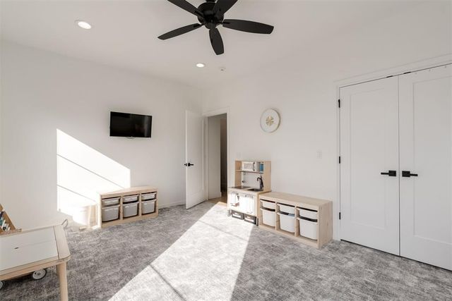 1127 NW 56th Street B, Oklahoma City, OK 73118