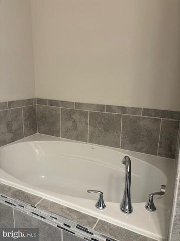 12526 ADOBE ALY, Beltsville, MD 20705