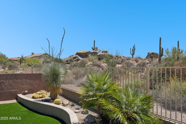 11451 E CHRISTMAS CHOLLA Drive, Scottsdale, AZ 85255