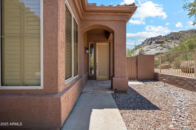 11451 E CHRISTMAS CHOLLA Drive, Scottsdale, AZ 85255