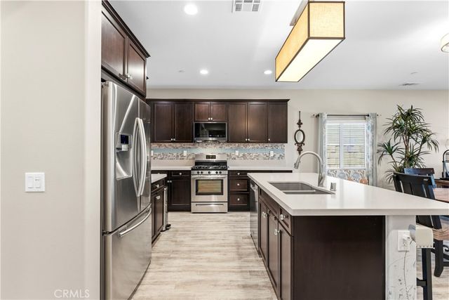 26374 Leos Trail, Menifee, CA 92586