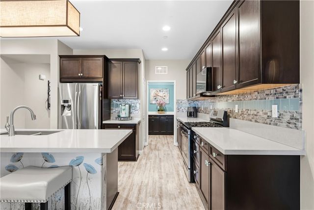 26374 Leos Trail, Menifee, CA 92586