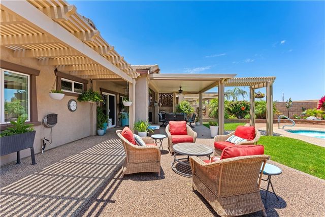 26374 Leos Trail, Menifee, CA 92586