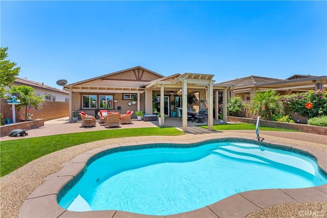 26374 Leos Trail, Menifee, CA 92586