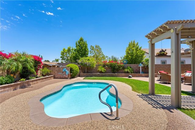 26374 Leos Trail, Menifee, CA 92586