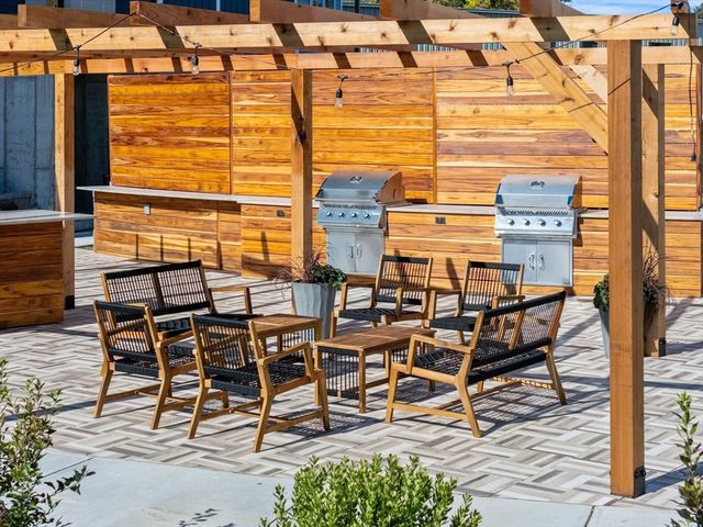 16 Franklin Street 2201, Salem, MA 01970