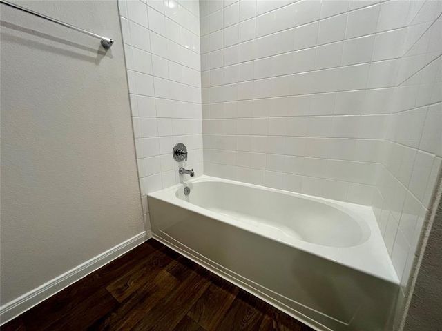 315 Belmont PL, Lockhart, TX 78644