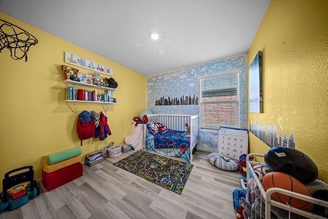 1048 Crestview Drive, Hutchins, TX 75141