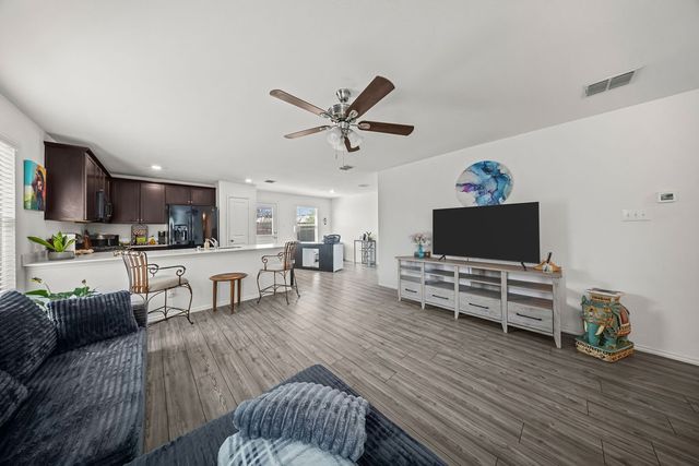 1048 Crestview Drive, Hutchins, TX 75141
