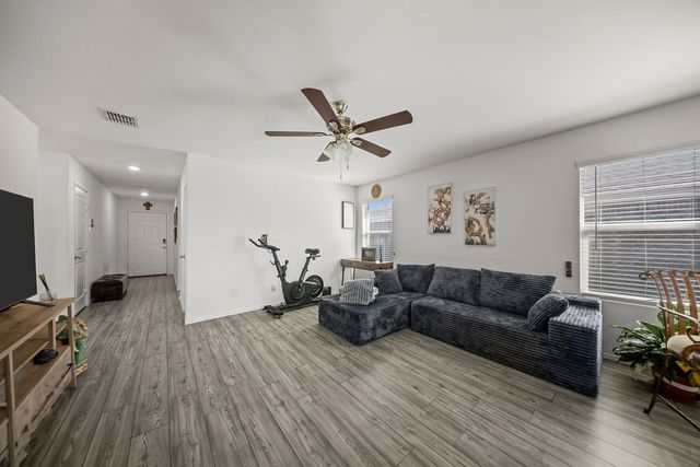 1048 Crestview Drive, Hutchins, TX 75141