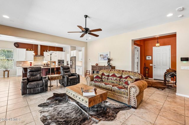 27585 W TONOPAH Drive, Buckeye, AZ 85396